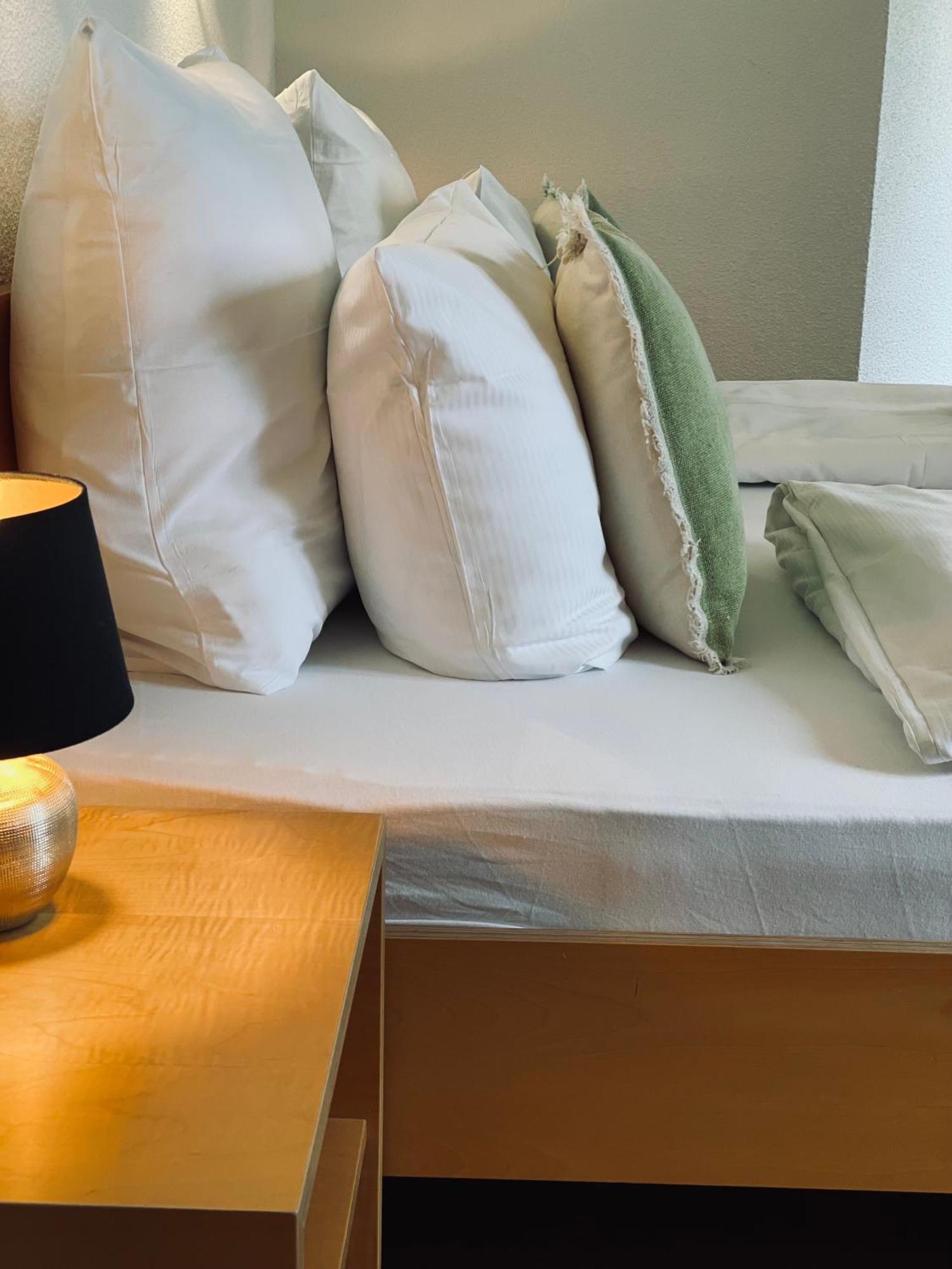 Hotel & Restaurant Gruener Baum Merzhausen Екстериор снимка