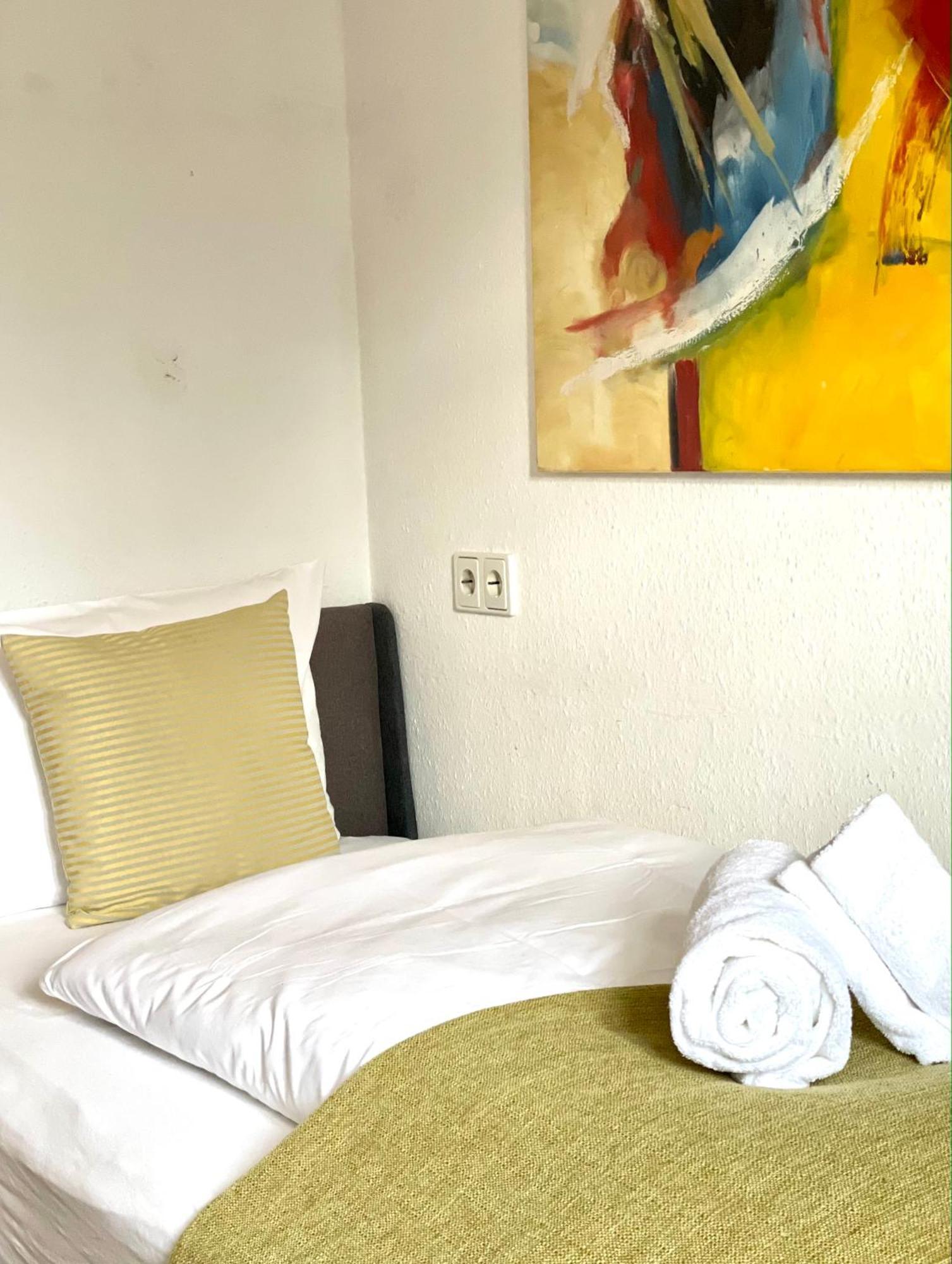 Hotel & Restaurant Gruener Baum Merzhausen Екстериор снимка